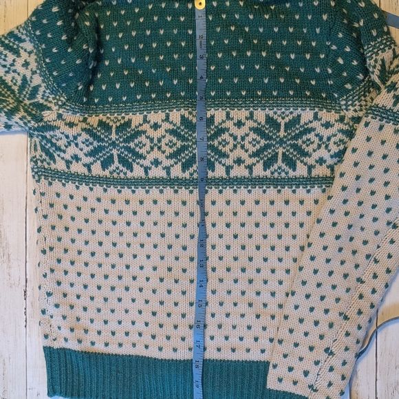 Bluenotes Nordic Shawl Collar Teal and Cream Patterned Cardigan - Women's Med - Picture 10 of 10